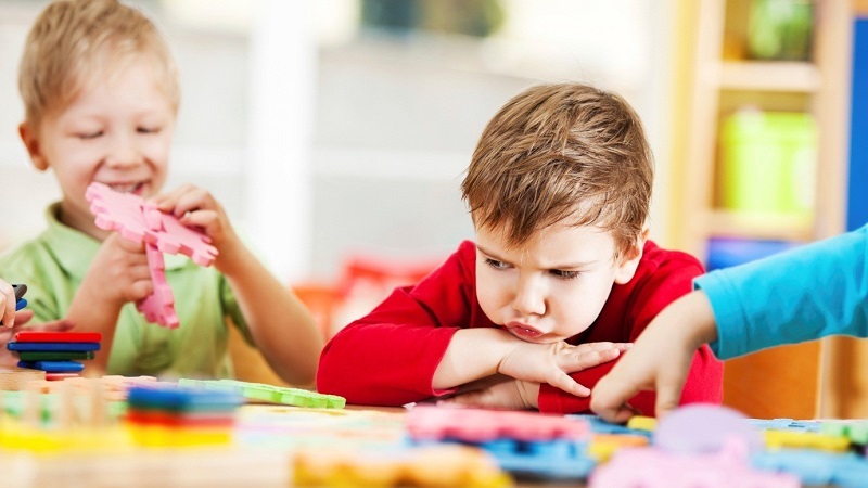 چگونه کودکی اجتماعی داشته باشیم؟
